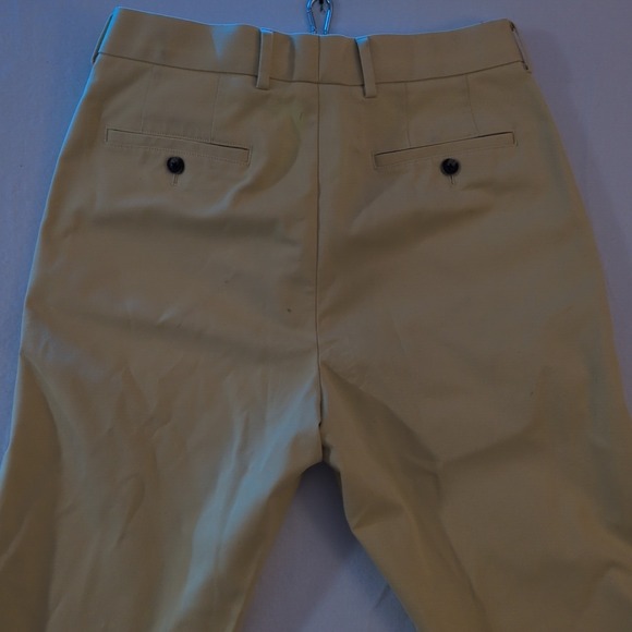 Charles Tyrwhitt Mens Classic Fit Non Iron Chinos Khaki Pants 32W 30L - Picture 4 of 8